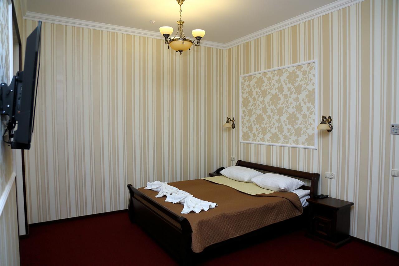 Best Hotel And Restaurant Complex Dunaivtsi Pokoj fotografie